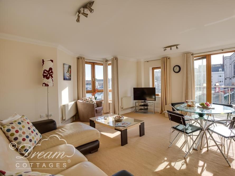 Harbourside Apartment - Housity