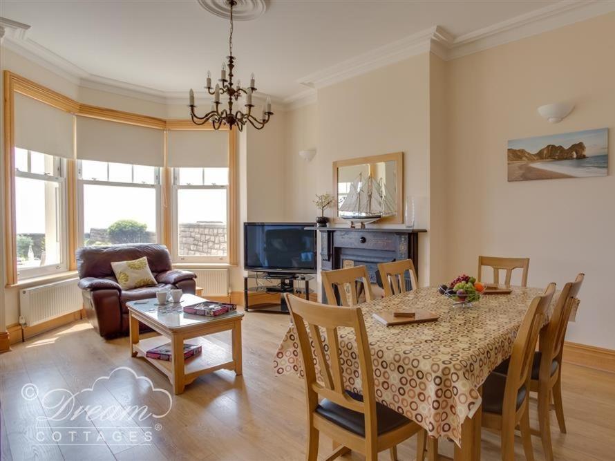 Beach View Apartment 2 - Housity