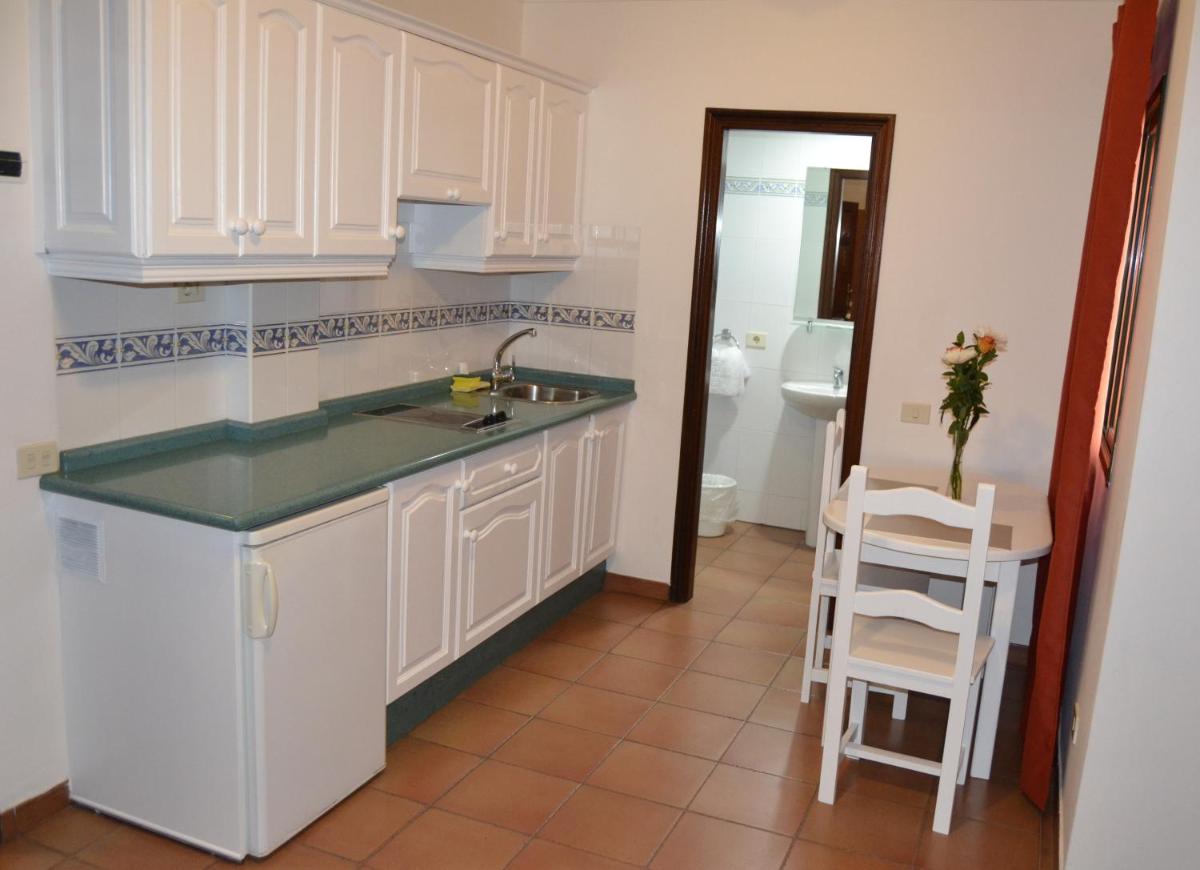 Hotel Apartamentos Villa Gomera - Housity