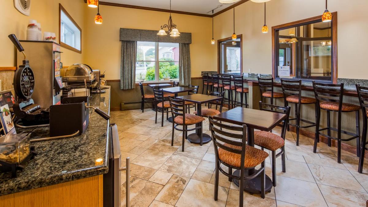 New Englander Inn Bennington - Housity