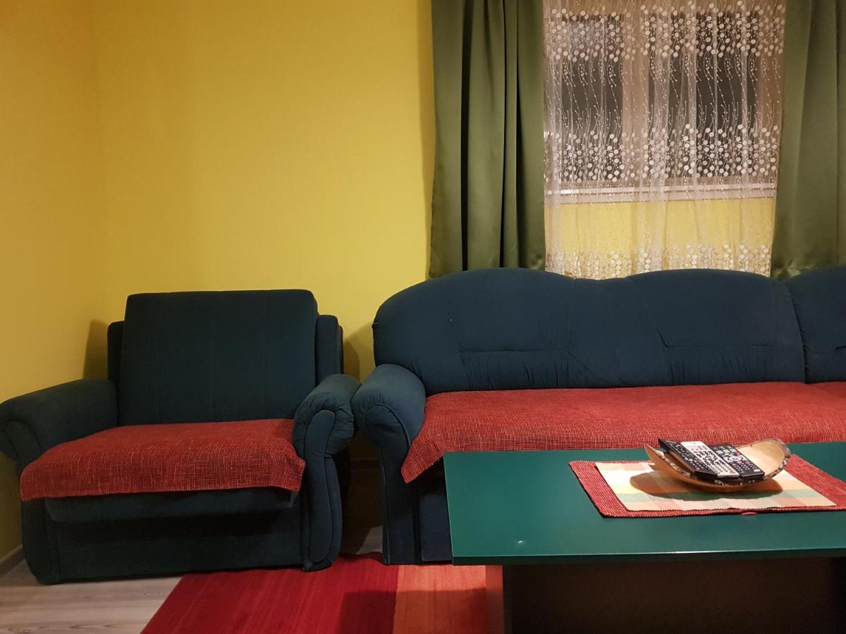 Apartment Center - Housity