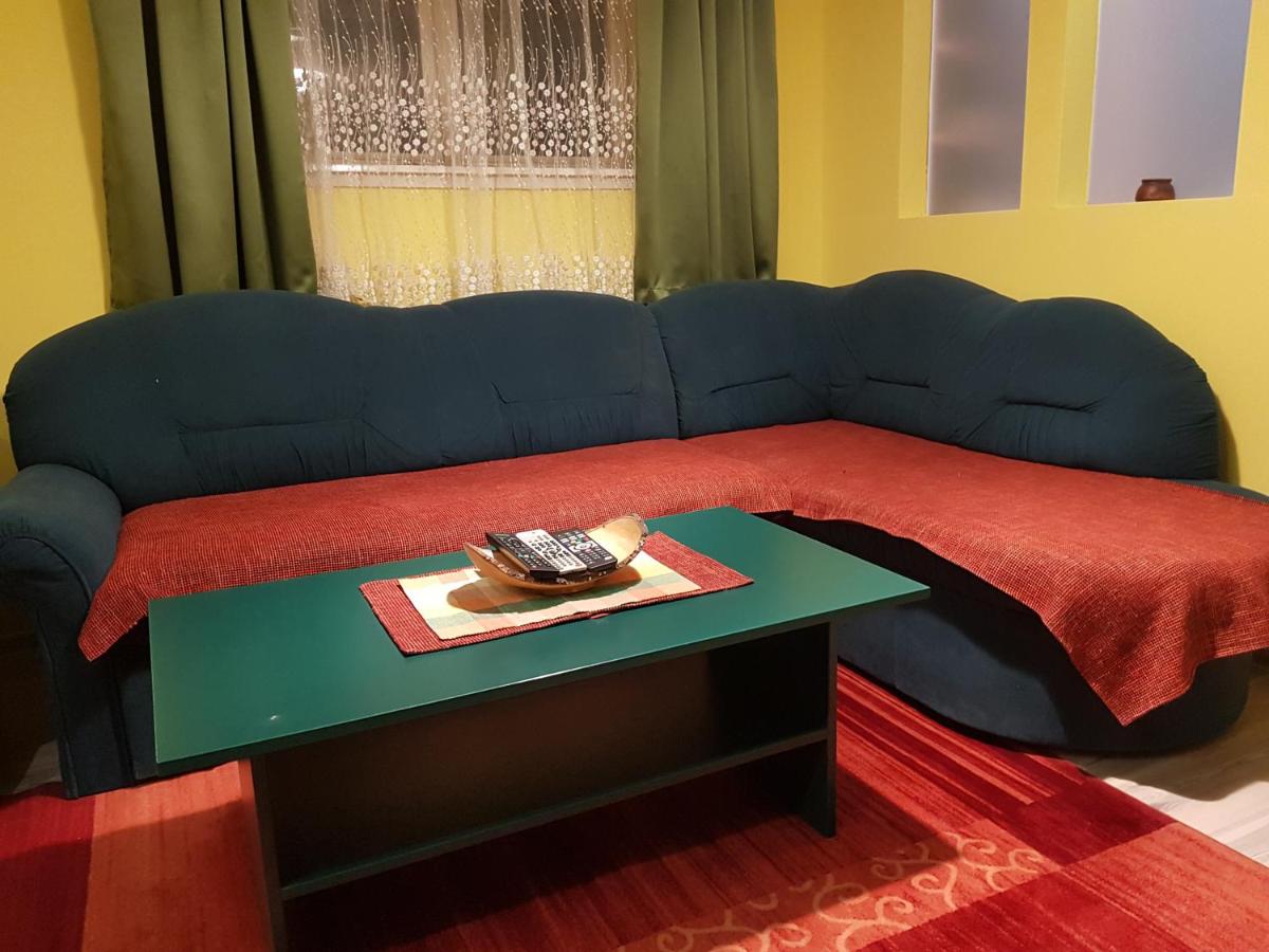 Apartment Center - Housity