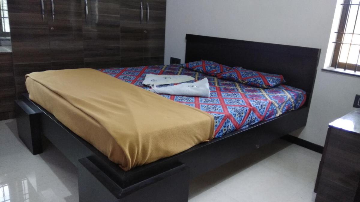 Shreyas Homestay - Housity