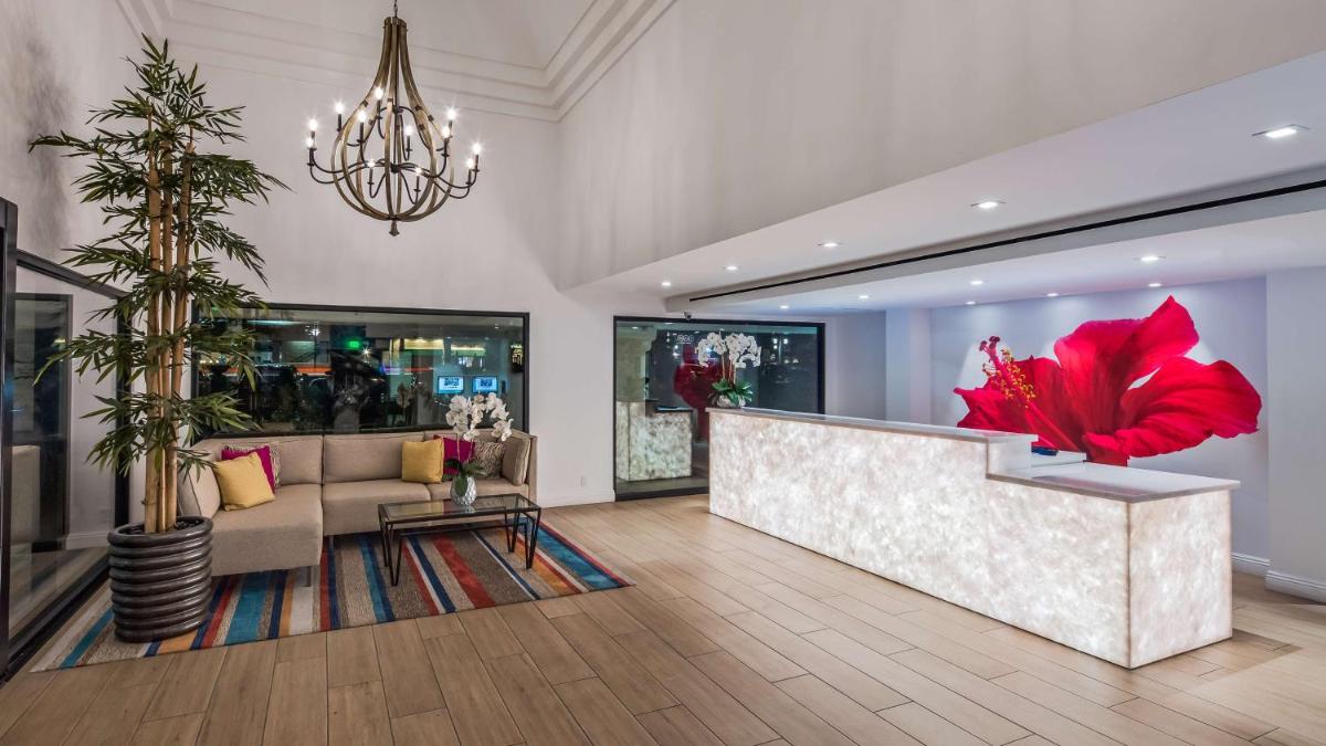 Best Western Plus Las Brisas Hotel - Housity