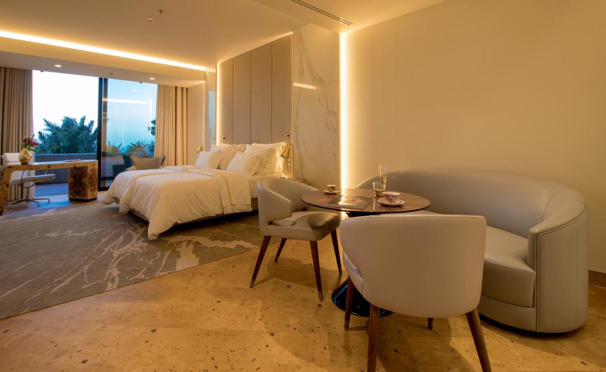Uma cama ou camas num quarto em Savoy Palace - The Leading Hotels of the World - Savoy Signature