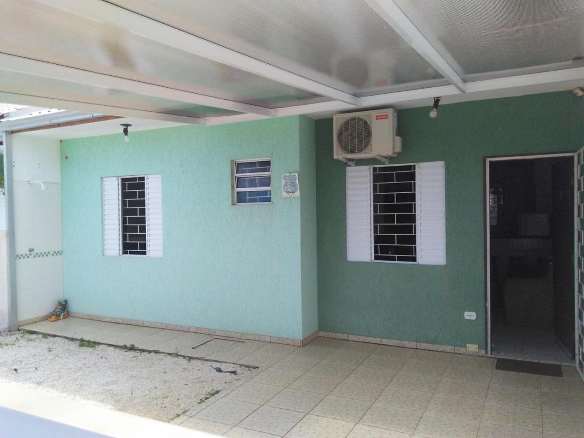 Casa Guaratuba 3 quadras da praia. - Housity