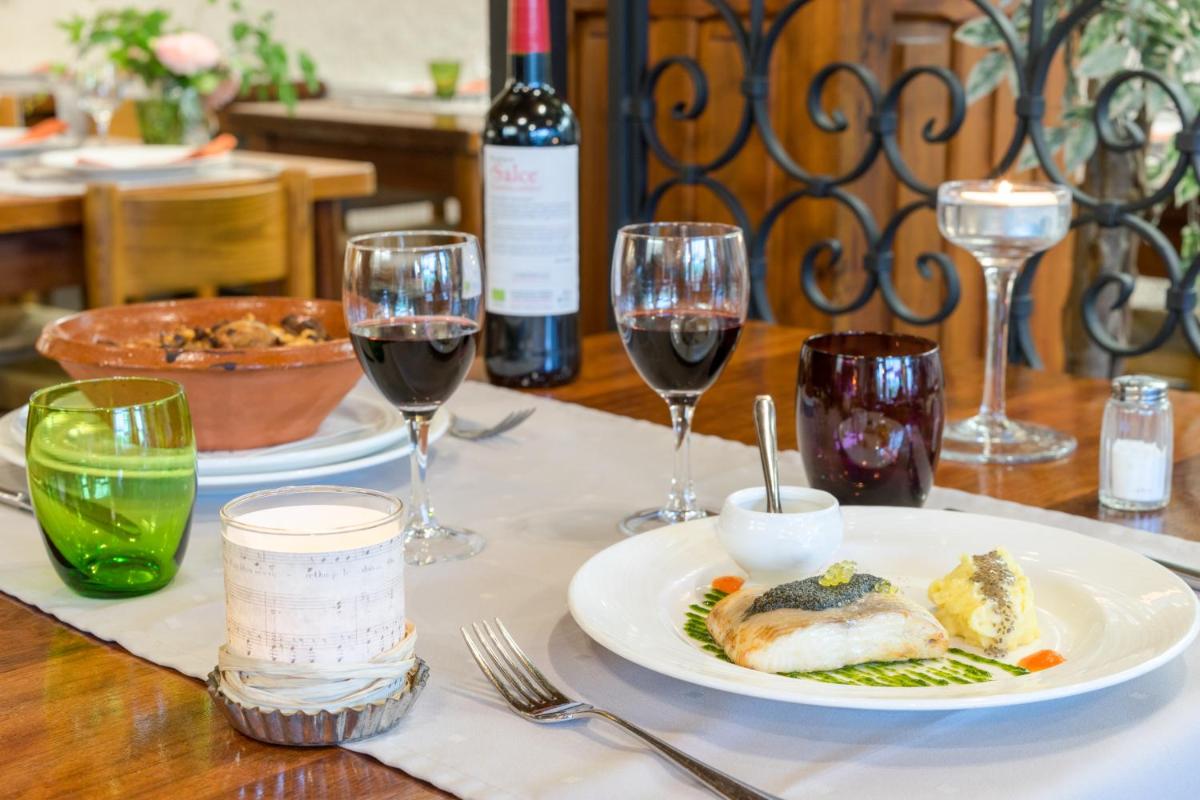 Logis Hôtel Cartier - Housity