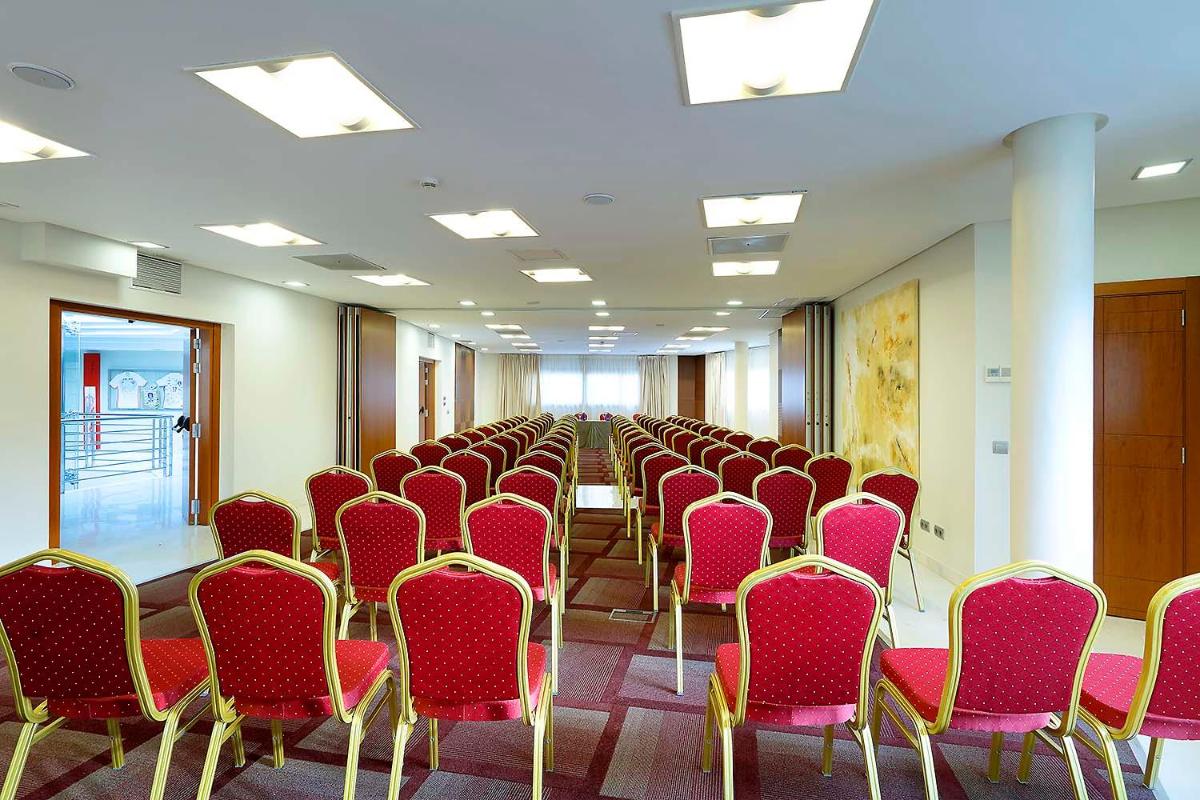 Zona business o sala de conferencias en Exe Estepona Thalasso & Spa- Adults Only