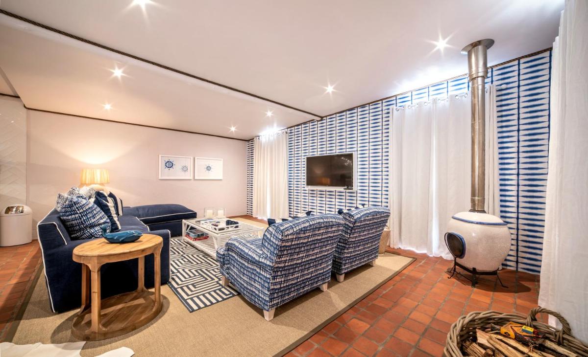 Indigo by The Oyster Collection - Housity