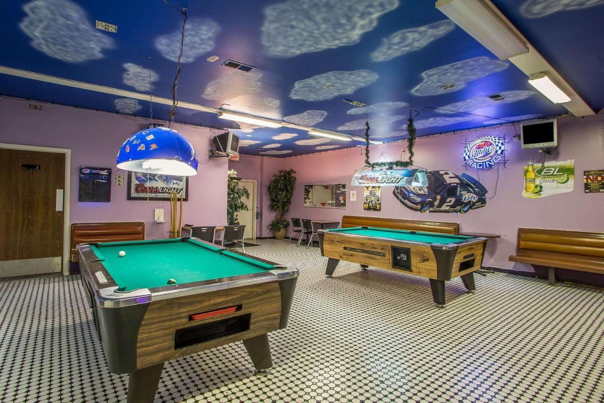 Rodeway Inn Bedford - Housity