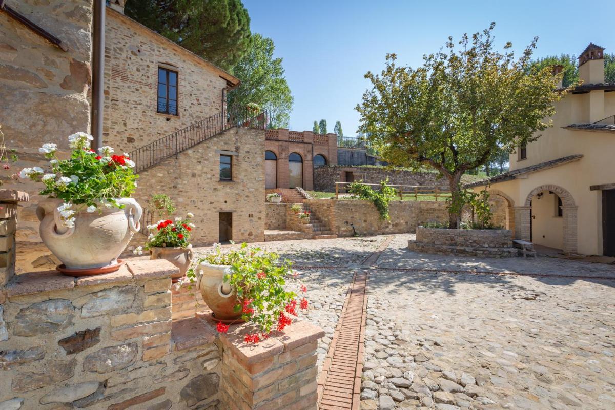 Pulciano Apartments - Housity