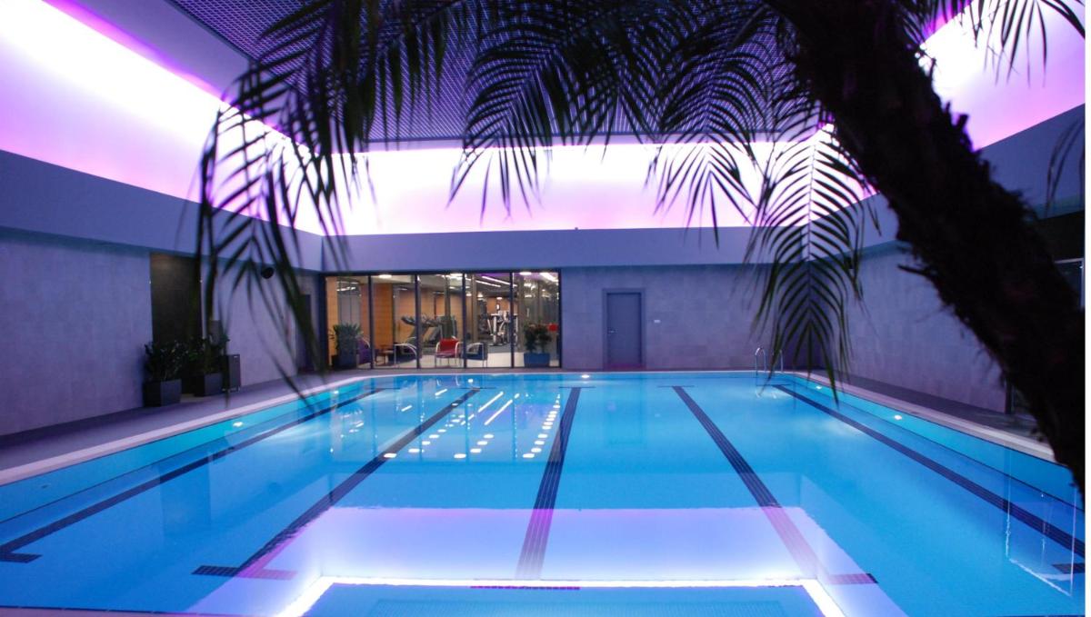 Point Hotel Barbaros - Housity