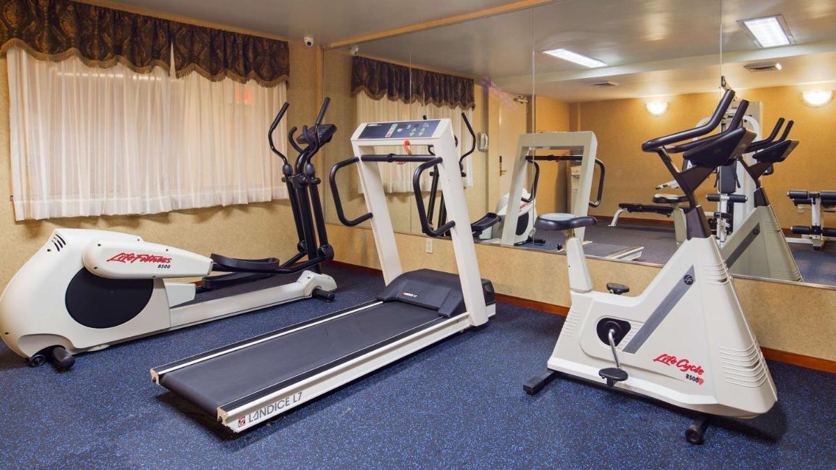 Best Western Queens Court - Housity