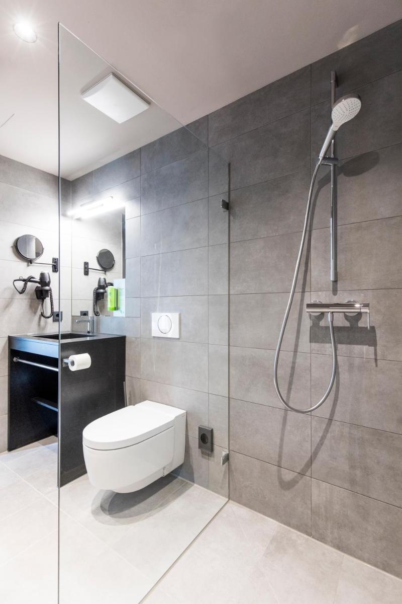 RiKu HOTEL Pfullendorf - Housity