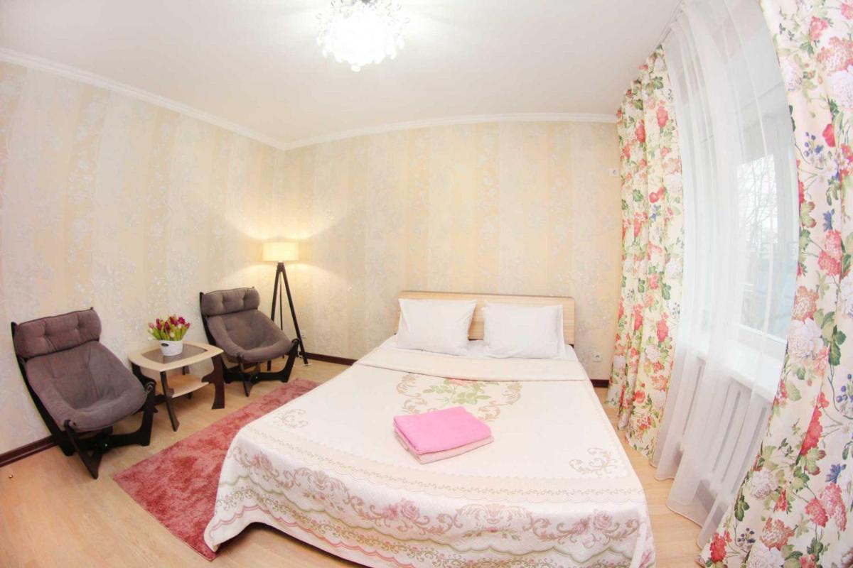 1BR apartment in the centre, Nazarbaev 42A - Housity
