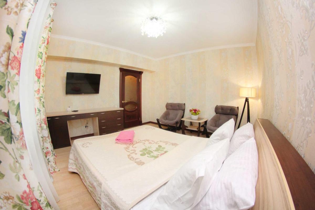 1BR apartment in the centre, Nazarbaev 42A - Housity