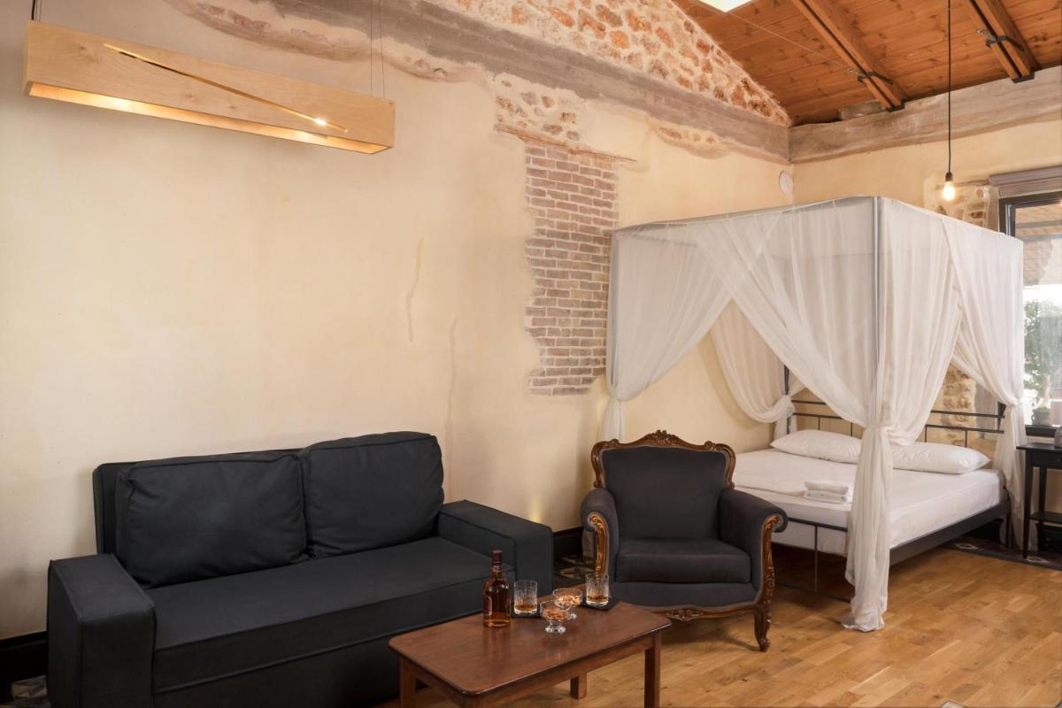 Evans House - Hizvo