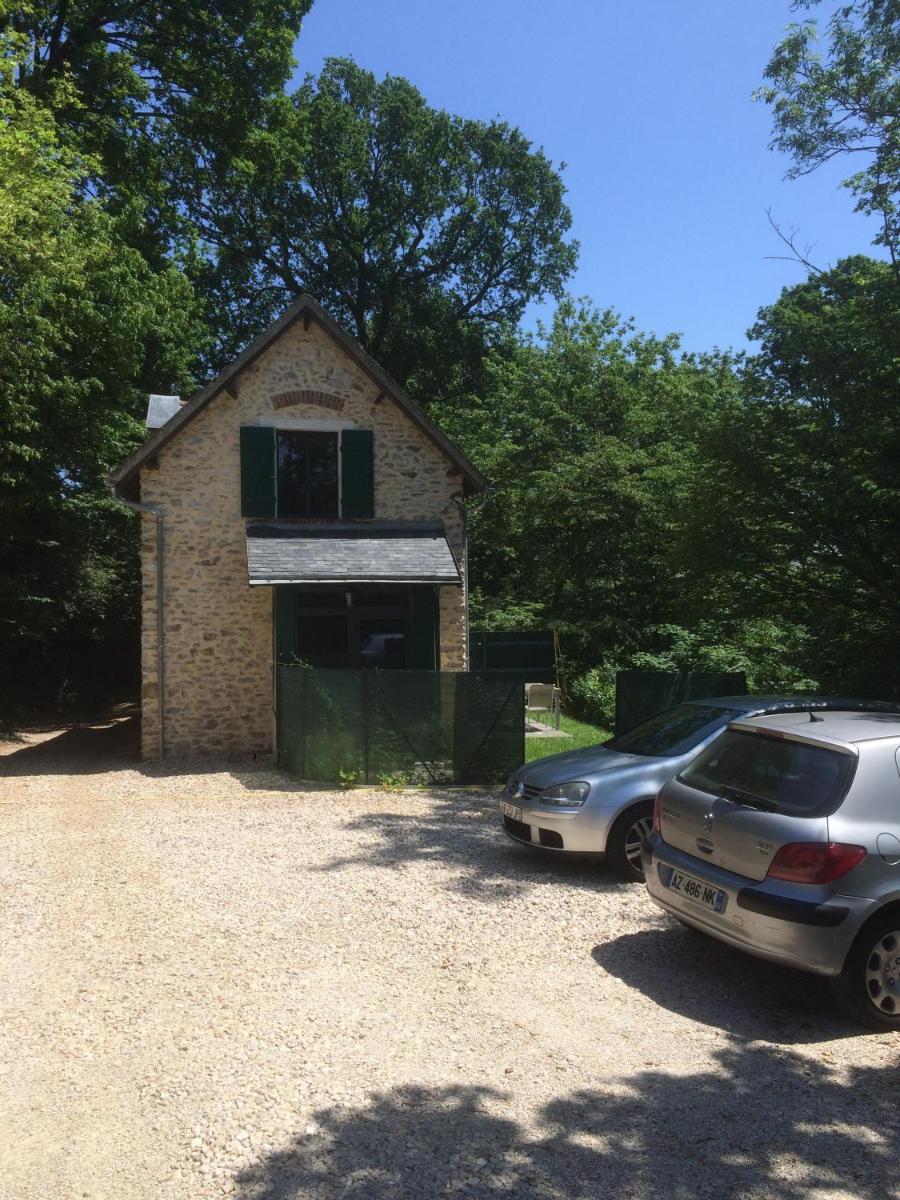 Appart'Village Jouy La longère grand parking privé - Housity
