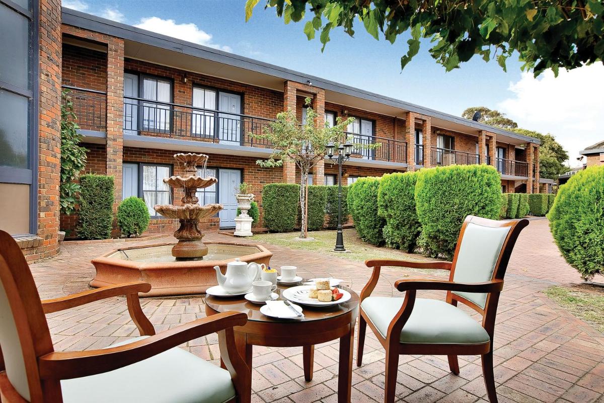 Best Western Plus Buckingham International - Housity