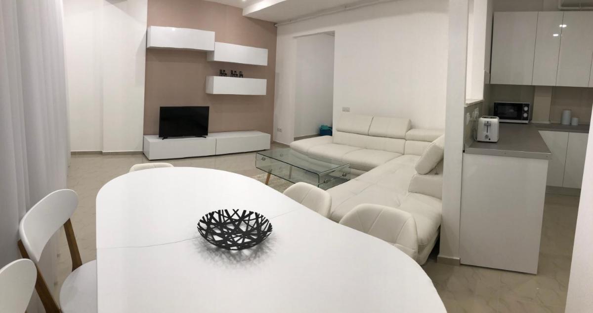 DRAGALINA 3C - Housity