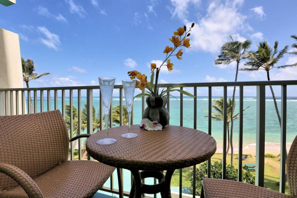 Stunning Ocean Views Condos in Oahu at Punaluu - Housity