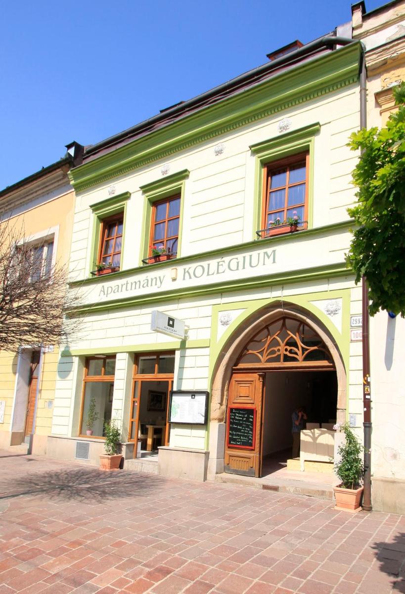 Apartmany Kolegium - Housity