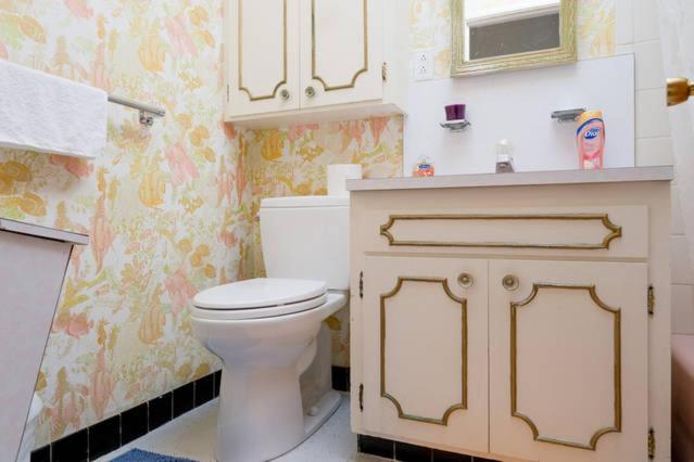 Hostel Style Shared Room - Housity