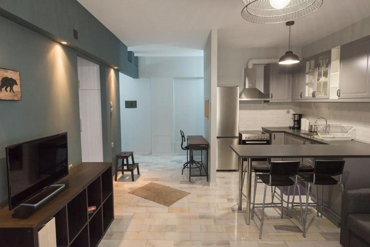 Centrally Located Apartment - Housity