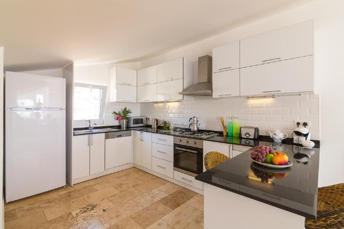 Dahlia Penthouse - Beautiful Luxurious Private Pool Fantastic Harbour Views - Housity