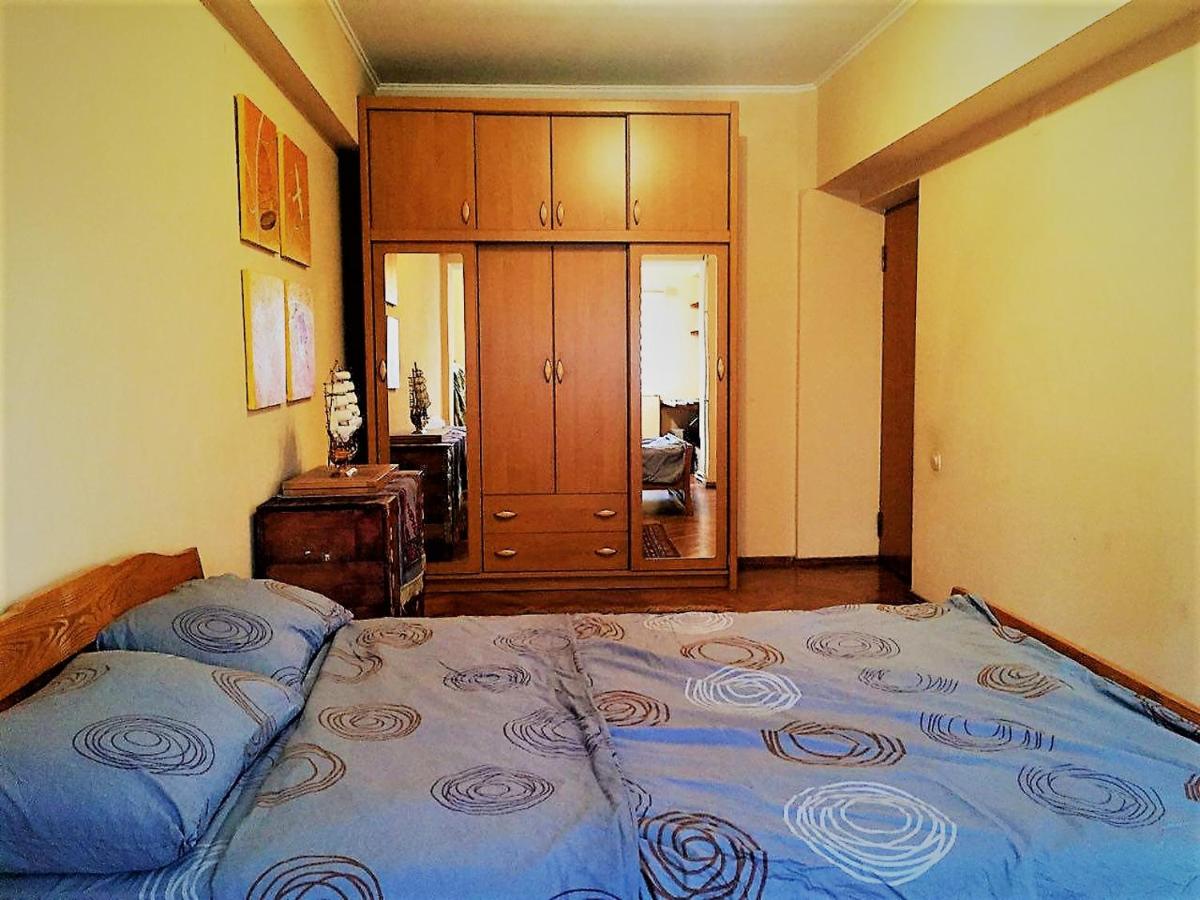 Suitetrails - Spacious Apartment in Central Touristic Location