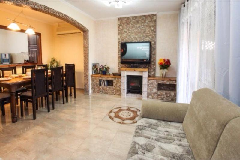 Lilia's House - Housity