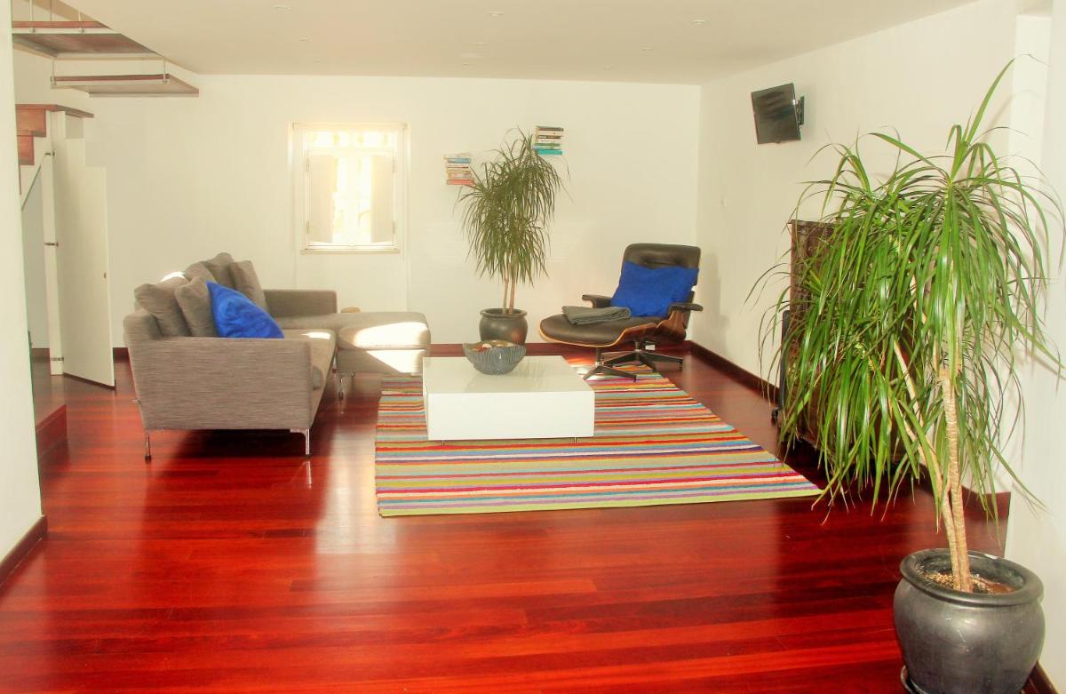 Tavira House - Housity