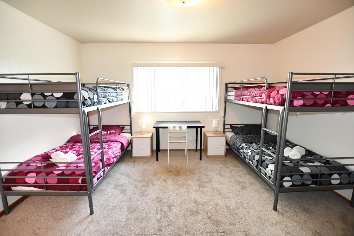 Hostel Style Shared Room - Housity