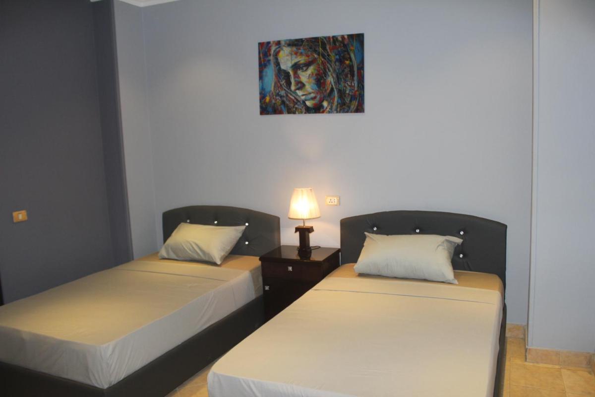 Tahrir Square Hostel - Hizvo
