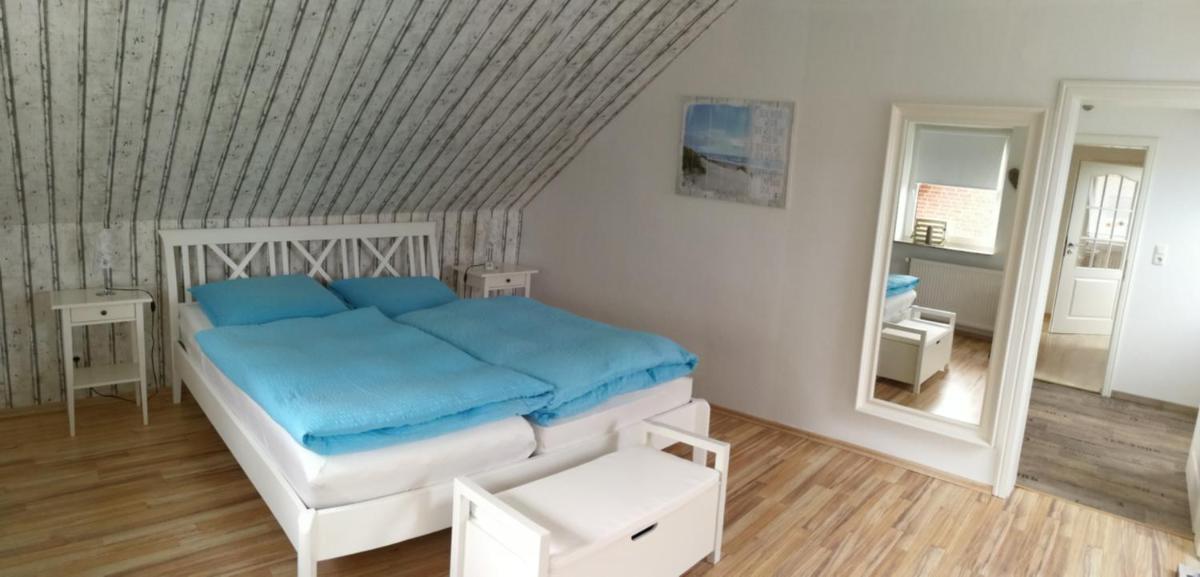 Ferienwohnung Sandesneben - Housity