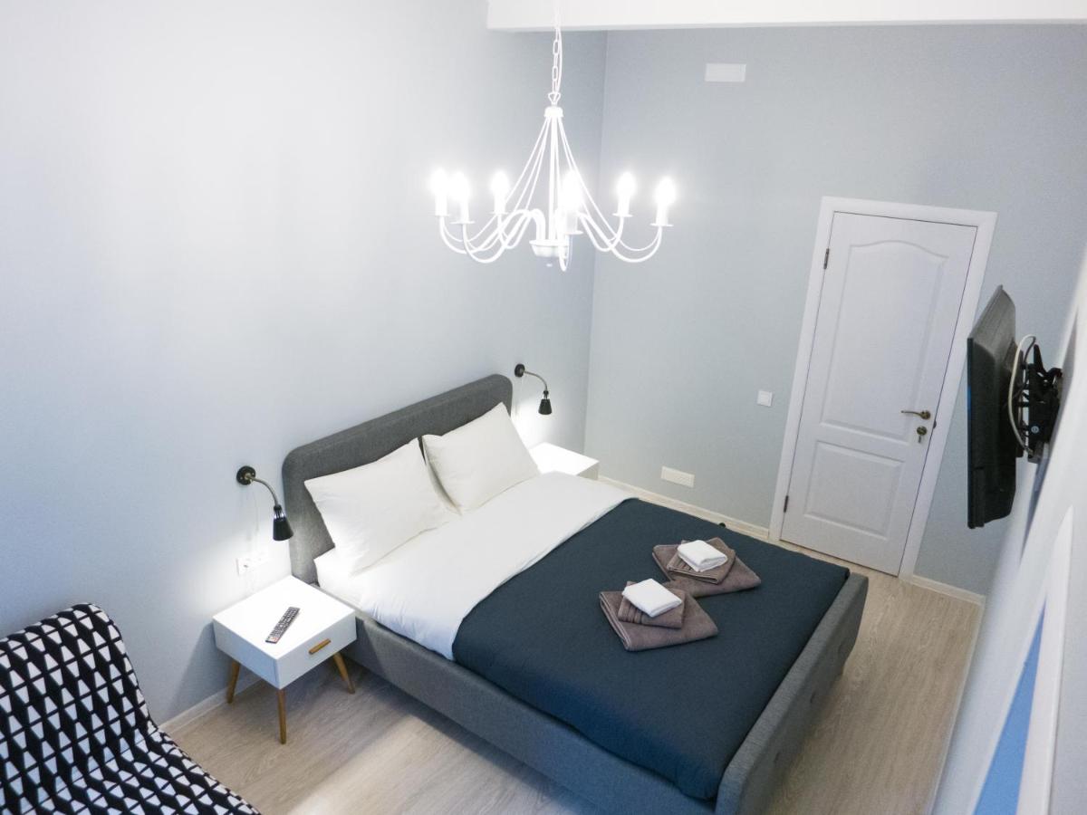 Snizhna 4 - Housity