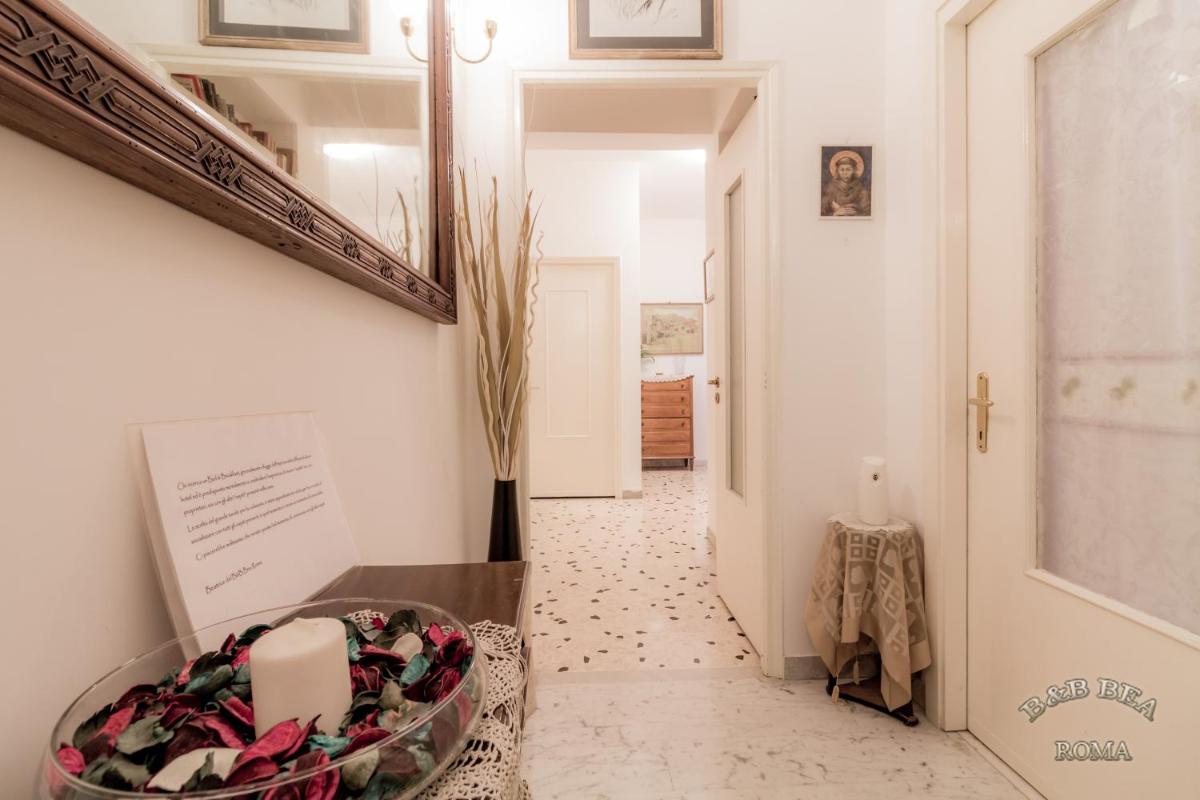 Bea Roma - Housity