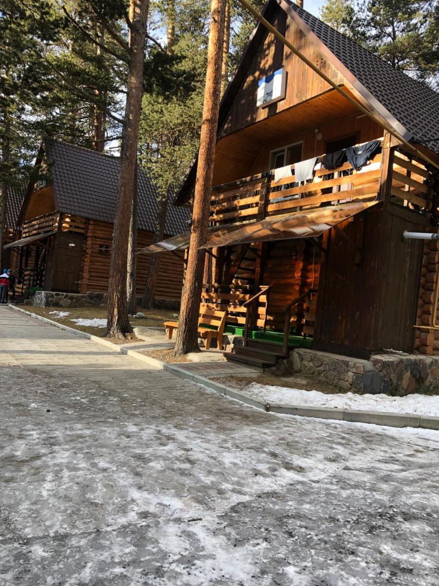 Ushba Guest House - Housity