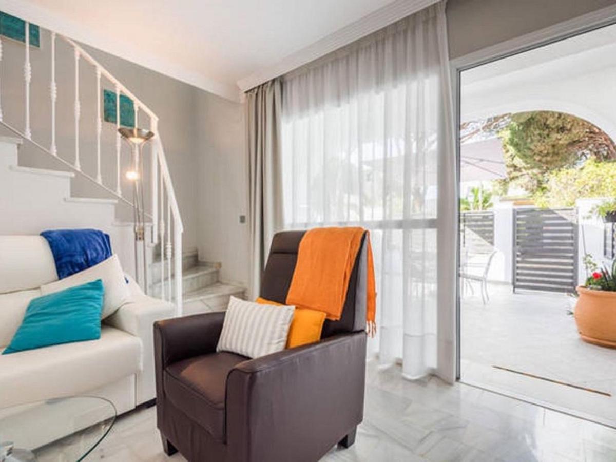Suitetrails - Casa Soleada - Fabulous Private Holiday Villa, Sunny Corner by Pools, 3 Terraces