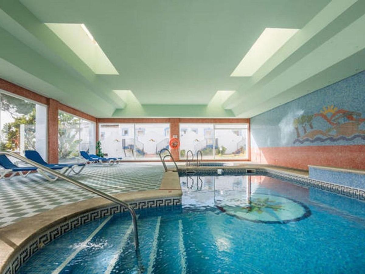 Suitetrails - Casa Soleada - Fabulous Private Holiday Villa, Sunny Corner by Pools, 3 Terraces