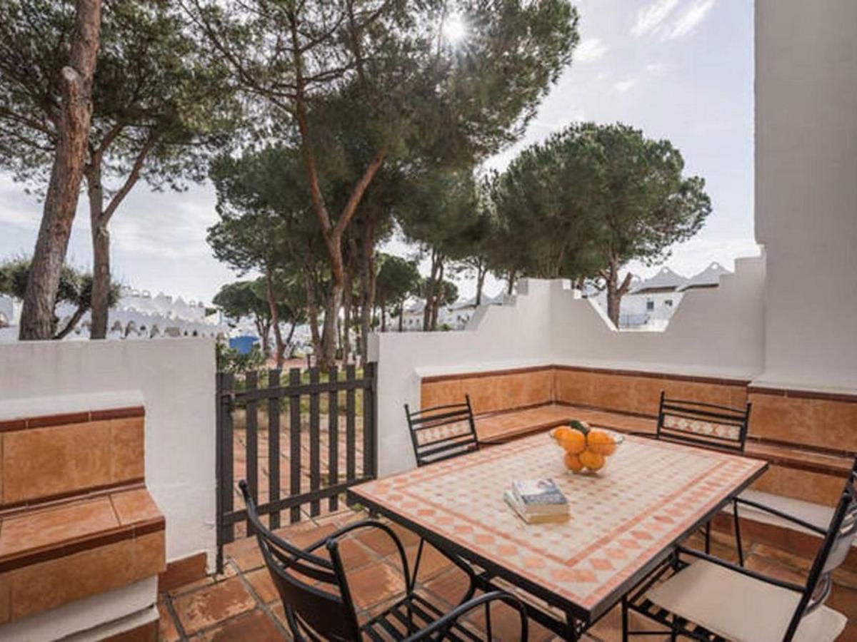 Suitetrails - Casa Soleada - Fabulous Private Holiday Villa, Sunny Corner by Pools, 3 Terraces