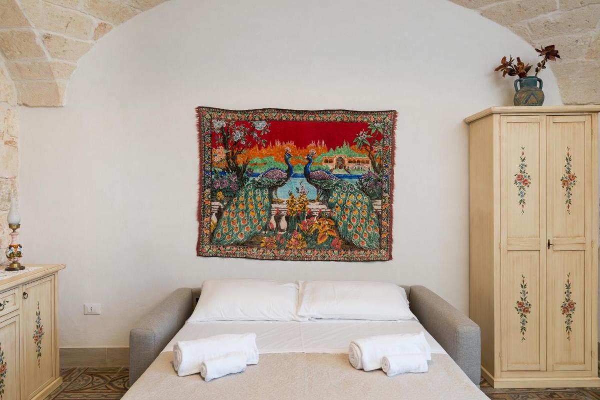 Sea and the City Apartments by Wonderful Italy - Housity
