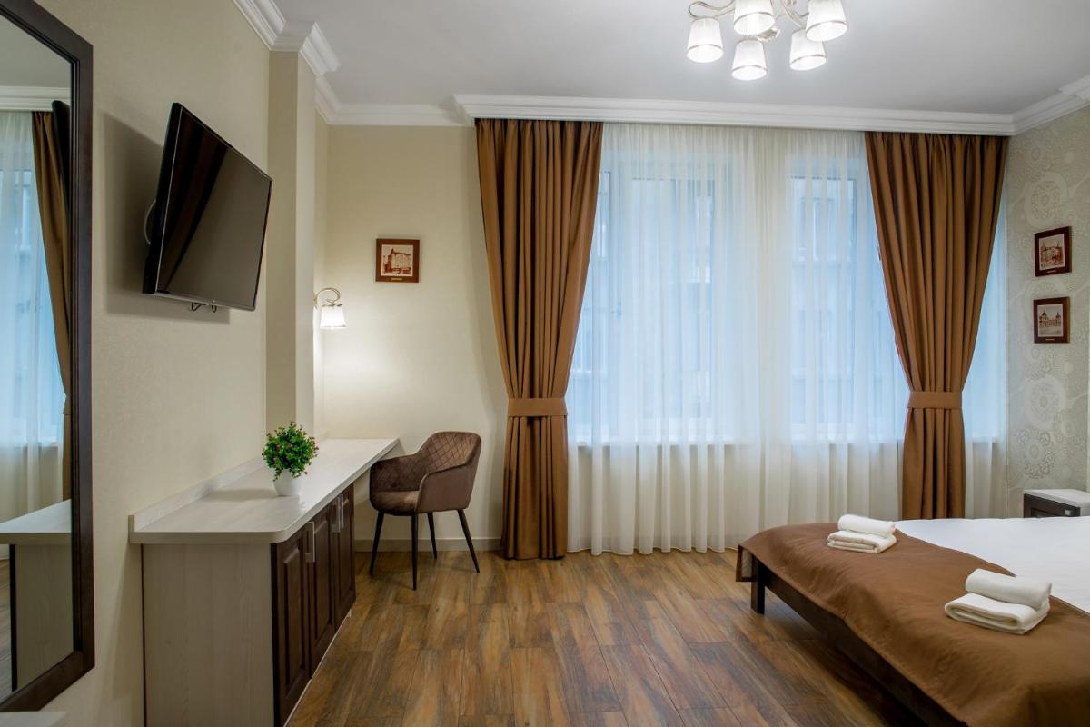 Mini Hotel Barvy Lvova on Hnatyuka St. - Housity