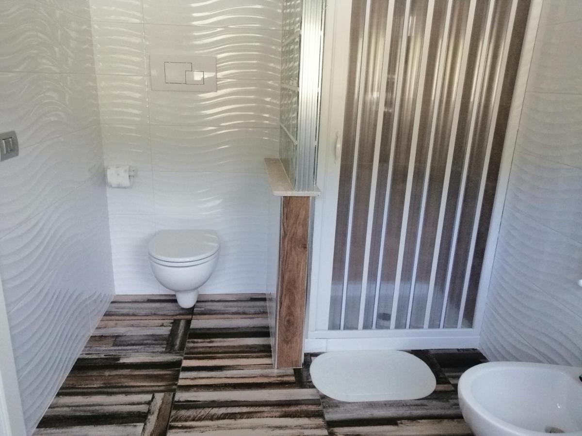 Bed and Breakfast Mezzanotte - Housity