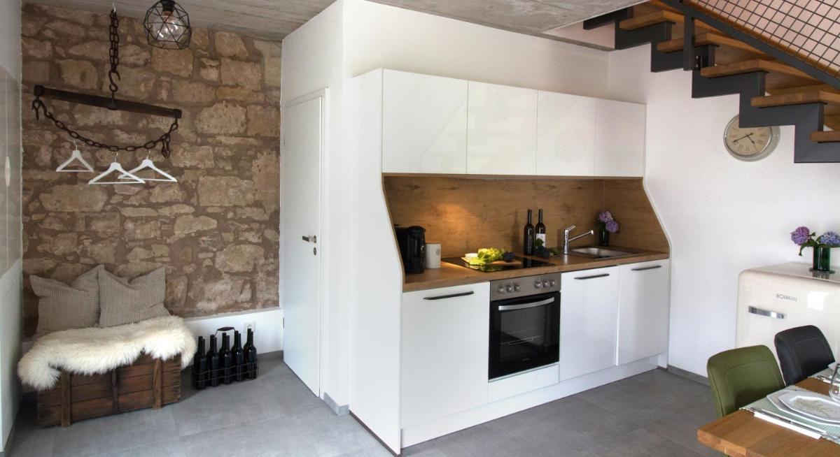 Zur alten Rebe Ferienhaus und Weingut - Housity