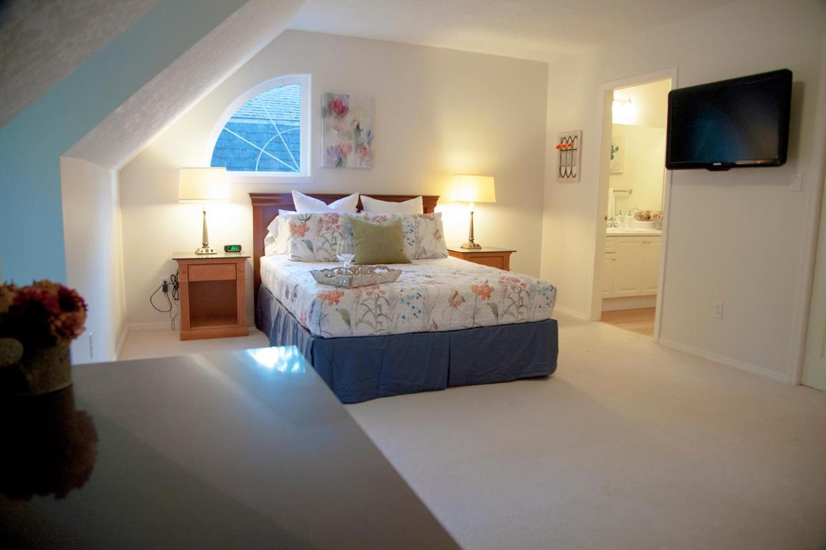The Inlet Bed & Breakfast - Housity