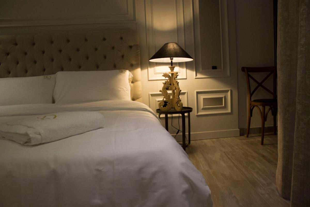 50th Guest House - Housity