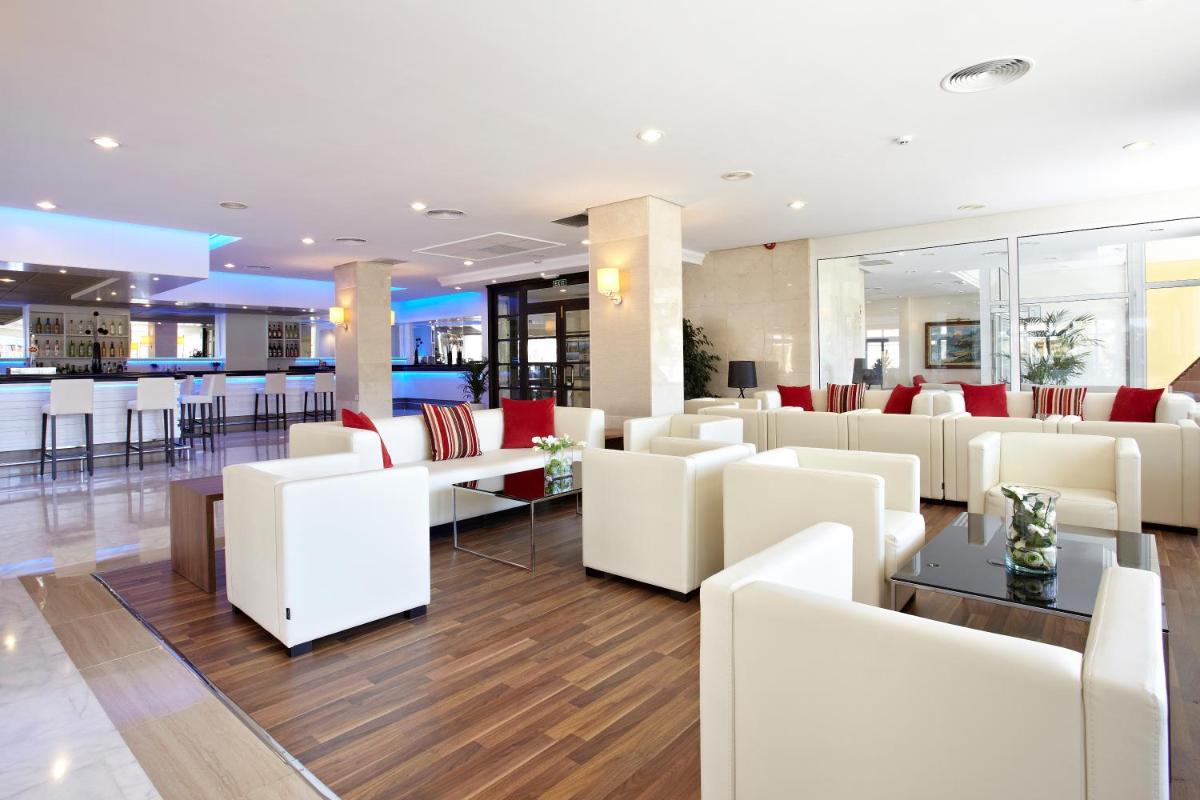 Zona de estar de Grupotel Montecarlo