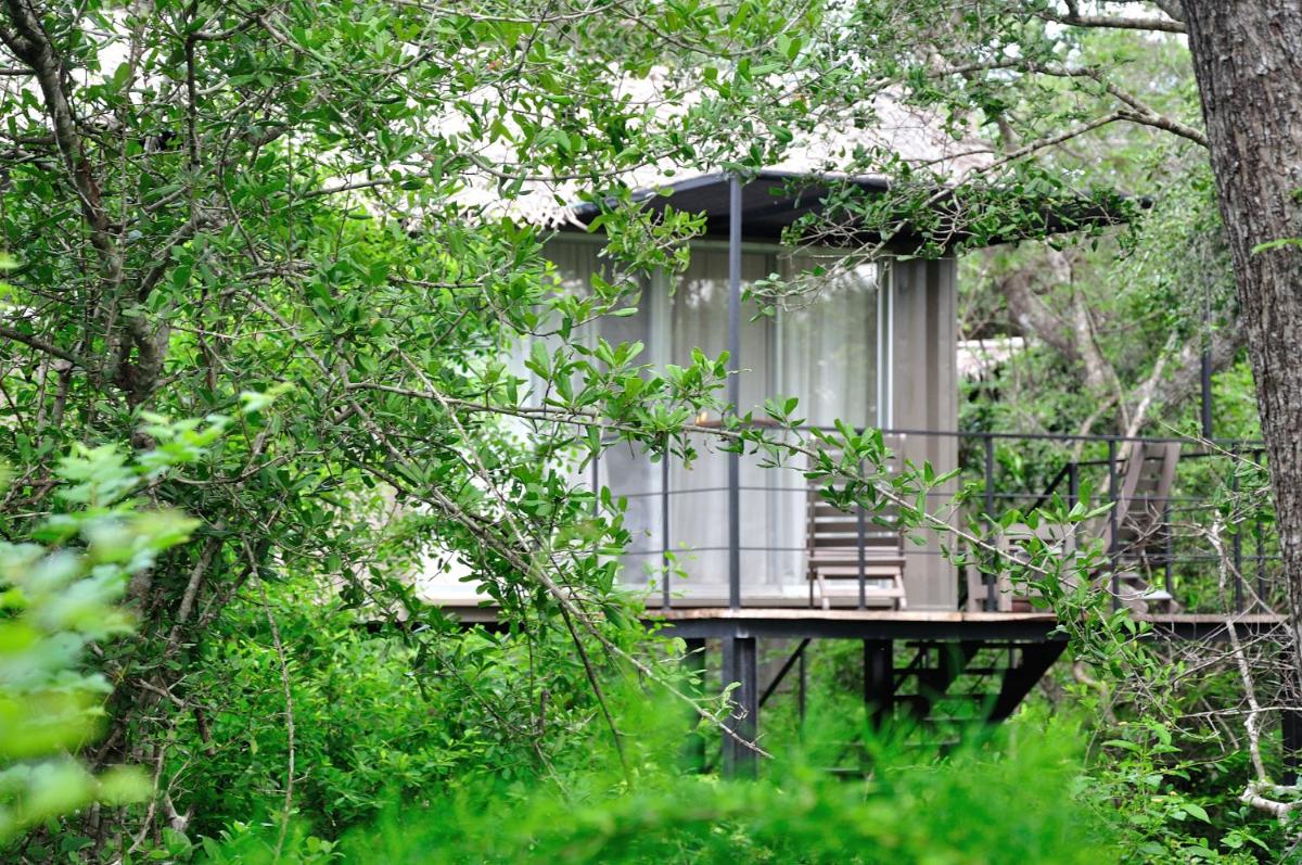 The Backwaters Lodge - Housity
