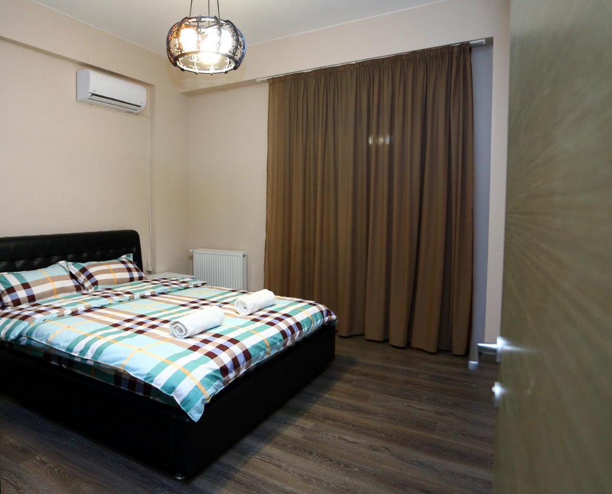 Apartment on Alexandr Kazbegi 25 - Housity